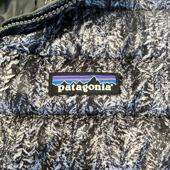Patagonia down jacket sz M - Picture 2 of 6
